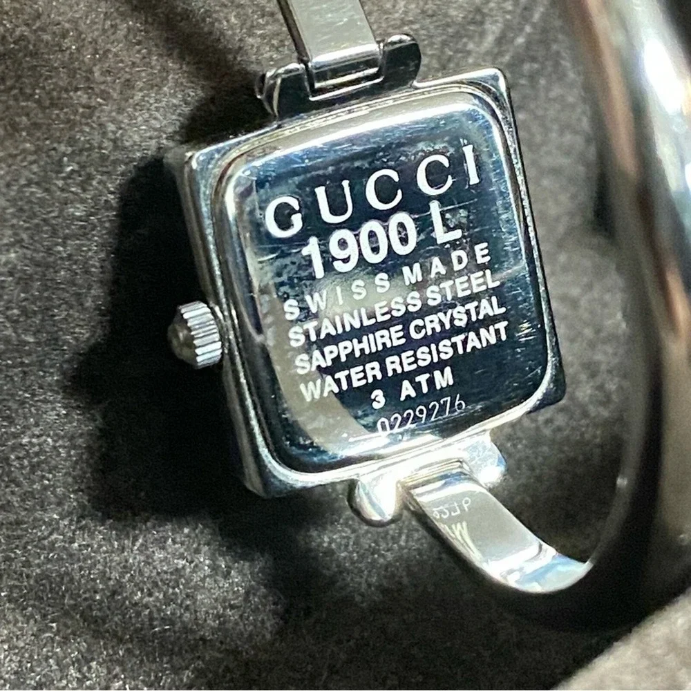 Auth Gucci 1900L Watch‎ Sapphire Crystal Silvertone Swiss Made Water Resistant